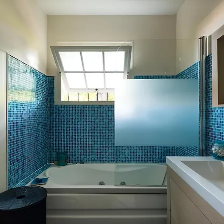 Holiday home Maison Familiale Avec Piscine Au Cap Ferret Chaleureux 5 Ideal Pour Familles Avec Enfants Proche Plages Pistes Cyclables Et Foret Calme Confort Et Nature Pour Des Inoubliables Proche Arcachon Lege-Cap-Ferret